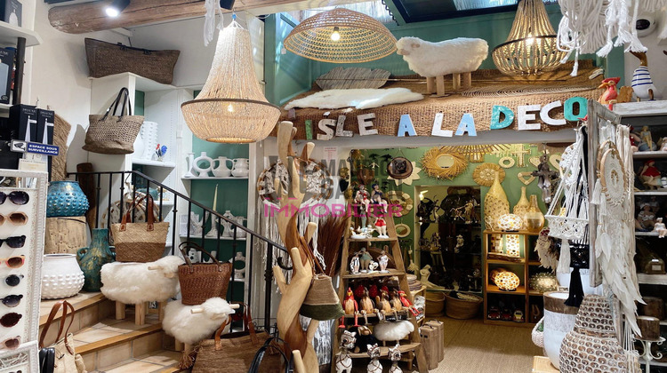 Ma-Cabane - Vente Boutique L'Isle-sur-la-Sorgue, 150 m²