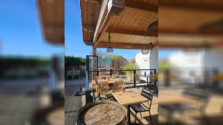 Ma-Cabane - Vente Boutique LA BREE LES BAINS, 165 m²