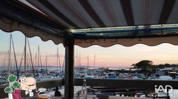 Ma-Cabane - Vente Boutique La Londe-les-Maures, 90 m²