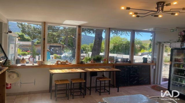 Ma-Cabane - Vente Boutique La Martre, 63 m²