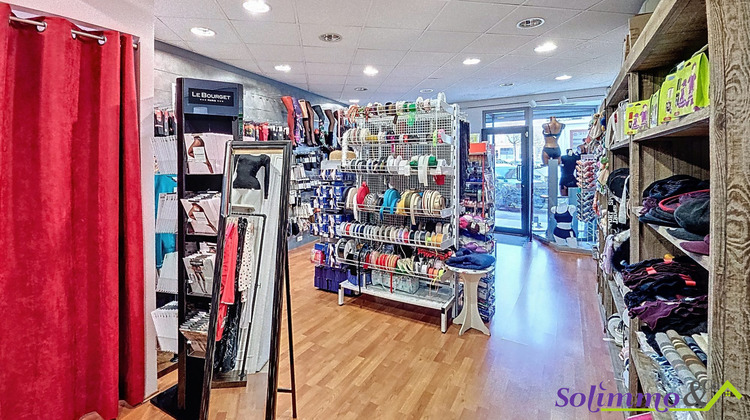 Ma-Cabane - Vente Boutique La Tour-du-Pin, 200 m²