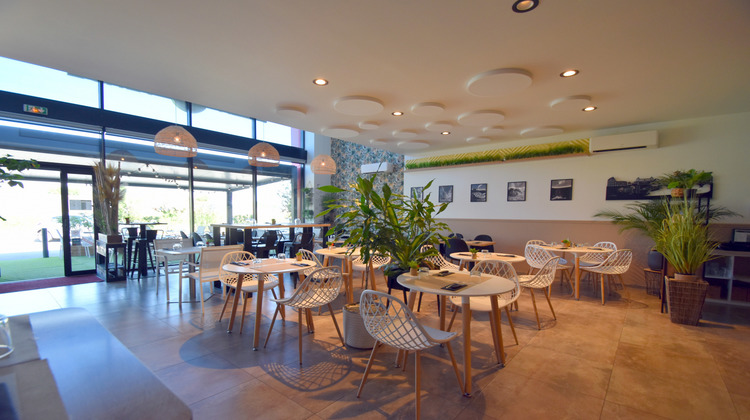 Ma-Cabane - Vente Boutique Labastide-Saint-Pierre, 100 m²