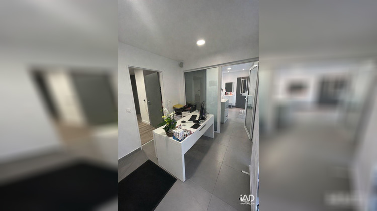 Ma-Cabane - Vente Boutique Lamorlaye, 70 m²