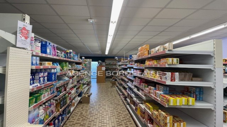 Ma-Cabane - Vente Boutique Landiras, 415 m²