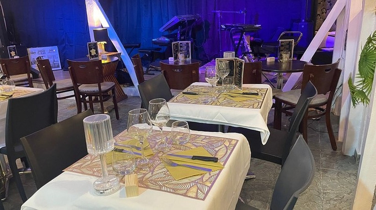 Ma-Cabane - Vente Boutique LE GOSIER, 184 m²