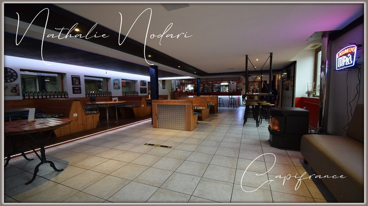 Ma-Cabane - Vente Boutique LE MENIL, 1980 m²