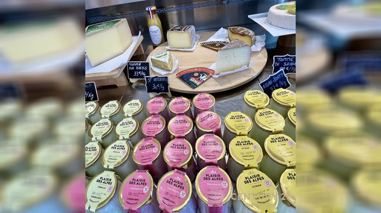 Ma-Cabane - Vente Boutique Les Sables-d'Olonne, 70 m²