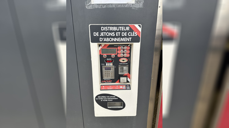 Ma-Cabane - Vente Boutique Ligny-le-Châtel, 100 m²