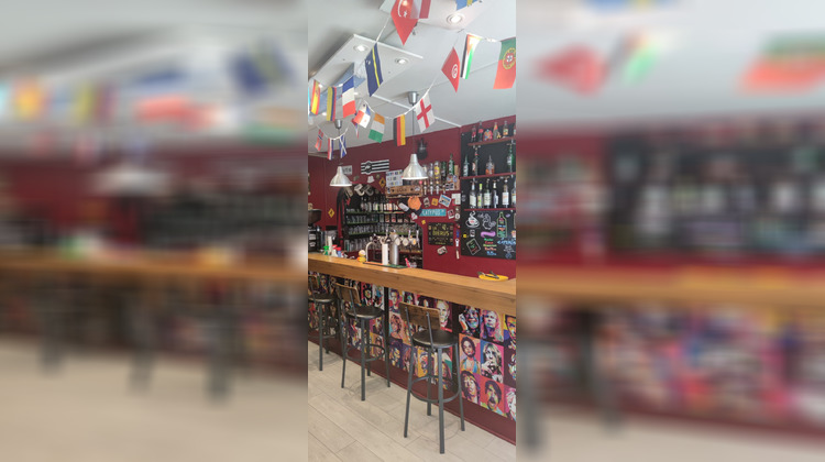 Ma-Cabane - Vente Boutique Lons-le-Saunier, 70 m²