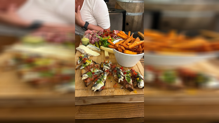 Ma-Cabane - Vente Boutique LYON 7EME ARRONDISSEMENT, 160 m²