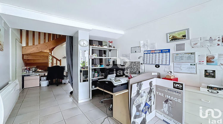 Ma-Cabane - Vente Boutique Mandres-les-Roses, 70 m²