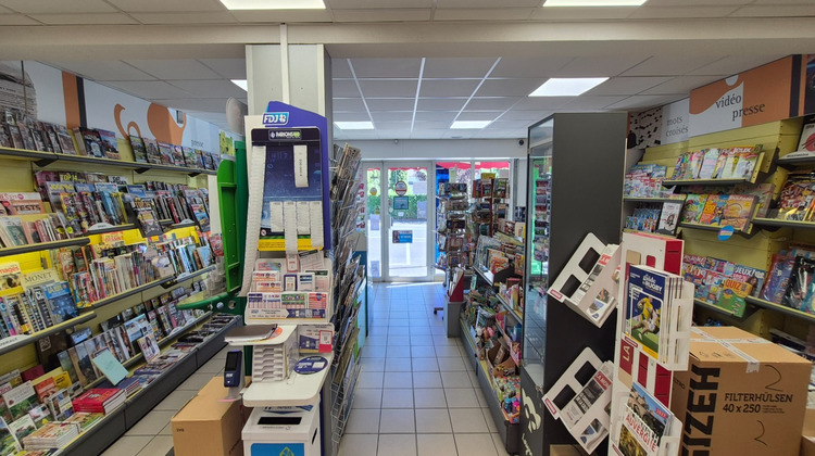 Ma-Cabane - Vente Boutique MANZAT, 75 m²