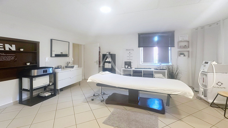 Ma-Cabane - Vente Boutique MANZIAT, 65 m²