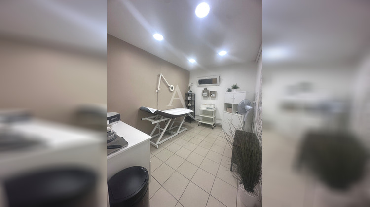 Ma-Cabane - Vente Boutique MANZIAT, 65 m²