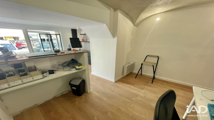 Ma-Cabane - Vente Boutique Marguerittes, 40 m²