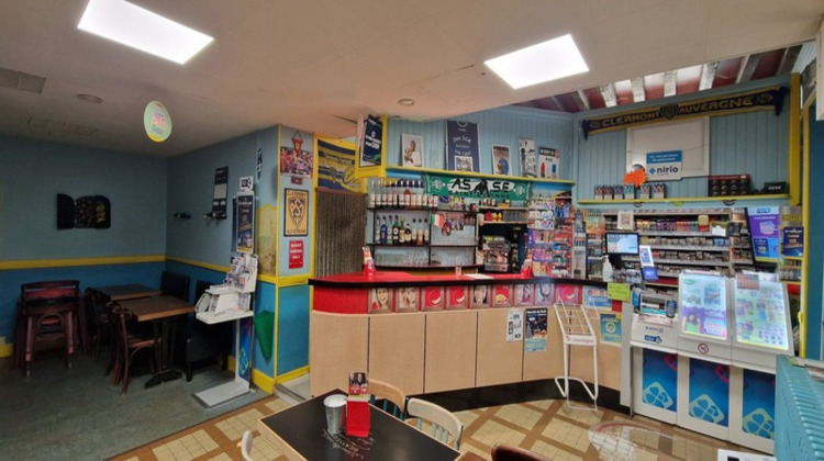 Ma-Cabane - Vente Boutique MARINGUES, 50 m²