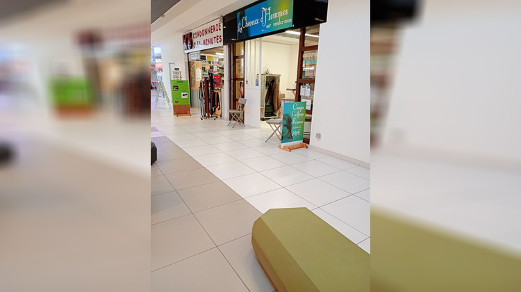 Ma-Cabane - Vente Boutique MELLAC, 50 m²
