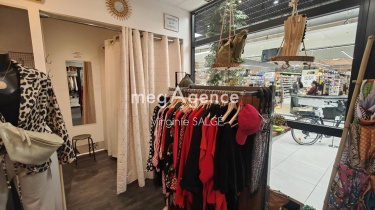 Ma-Cabane - Vente Boutique MONTECH, 47 m²