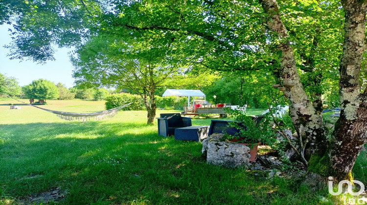 Ma-Cabane - Vente Boutique Montfaucon, 113 m²