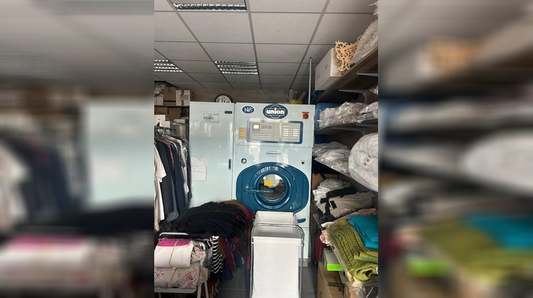 Ma-Cabane - Vente Boutique MONTGERON, 0 m²