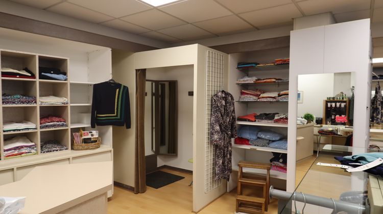 Ma-Cabane - Vente Boutique Montoire-sur-le-Loir, 142 m²