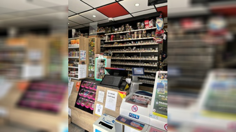 Ma-Cabane - Vente Boutique MONTRICHARD, 100 m²