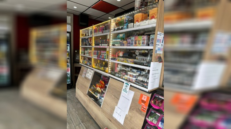 Ma-Cabane - Vente Boutique MONTRICHARD, 100 m²