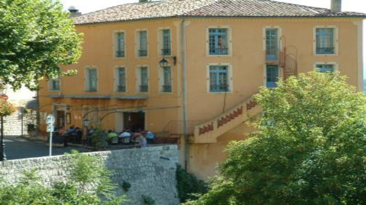 Ma-Cabane - Vente Boutique Moustiers-Sainte-Marie, 1000 m²