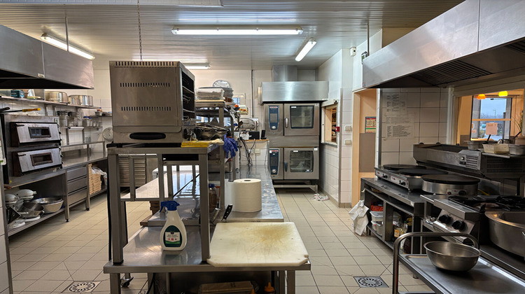 Ma-Cabane - Vente Boutique MOUTIERS-LES-MAUXFAITS, 366 m²