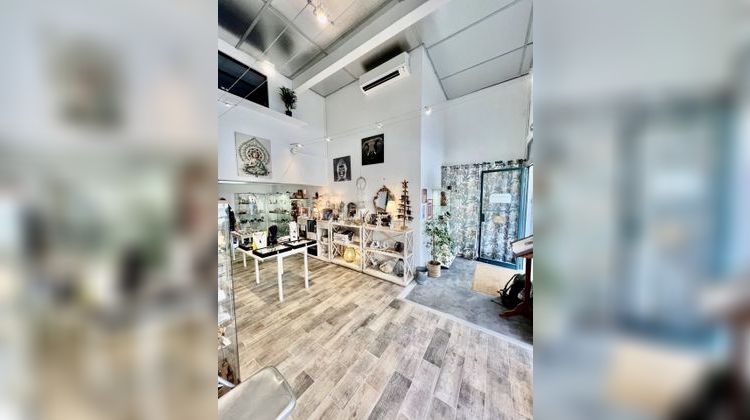 Ma-Cabane - Vente Boutique Nîmes, 67 m²