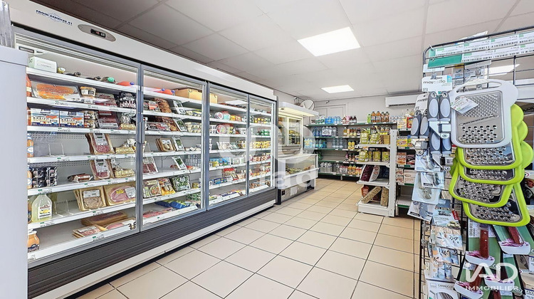 Ma-Cabane - Vente Boutique Nouans-les-Fontaines, 104 m²