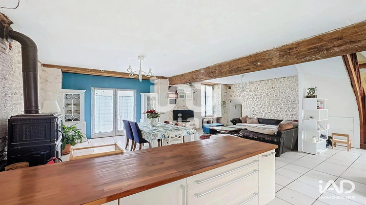 Ma-Cabane - Vente Boutique Nouans-les-Fontaines, 225 m²