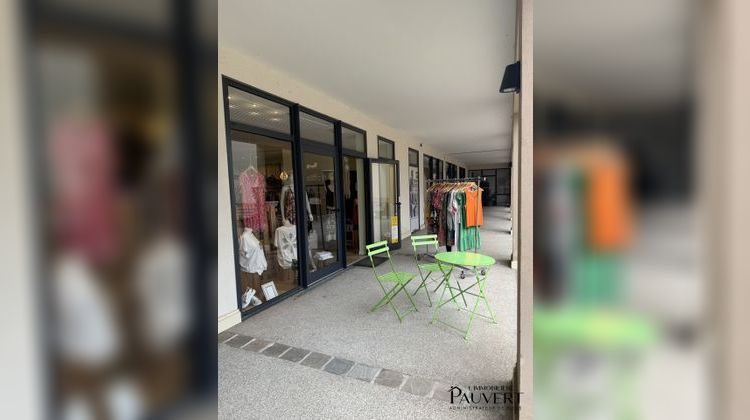 Ma-Cabane - Vente Boutique Opio, 63 m²