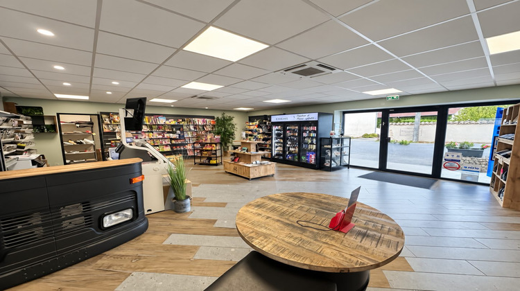 Ma-Cabane - Vente Boutique Ozan, 100 m²
