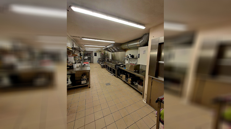 Ma-Cabane - Vente Boutique Pessac-sur-Dordogne, 570 m²