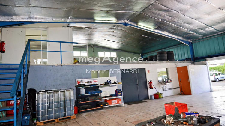 Ma-Cabane - Vente Boutique PETIT BOURG, 198 m²