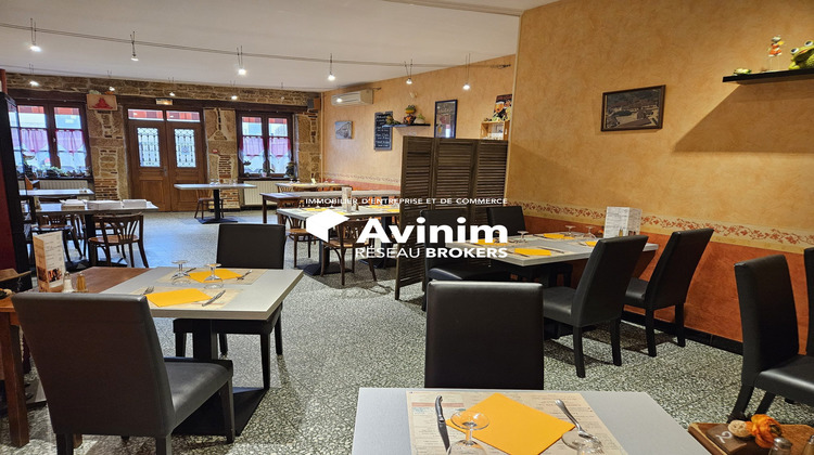 Ma-Cabane - Vente Boutique Pirajoux, 596 m²