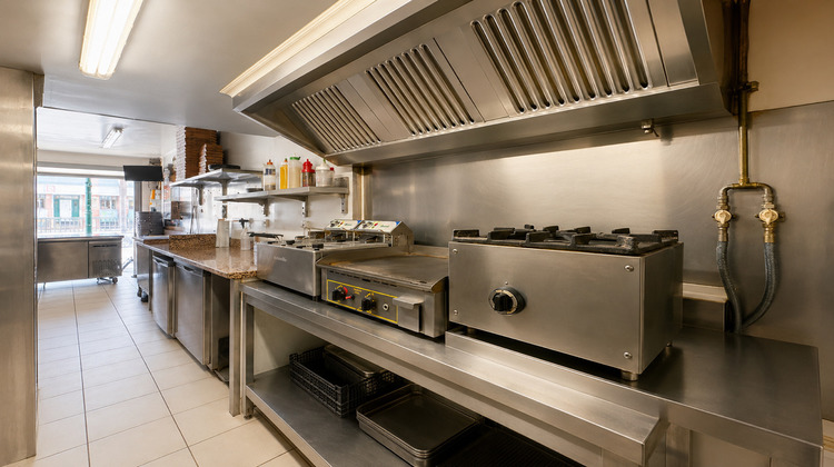 Ma-Cabane - Vente Boutique PLAN-DE-CUQUES, 73 m²