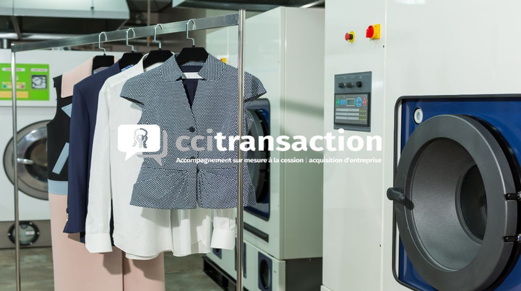 Ma-Cabane - Vente Boutique Pont-de-l'Arche, 70 m²