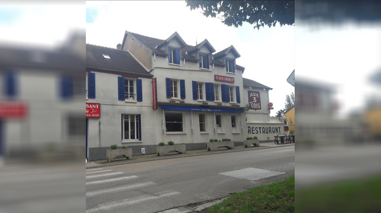 Ma-Cabane - Vente Boutique Pont-sur-Yonne, 537 m²