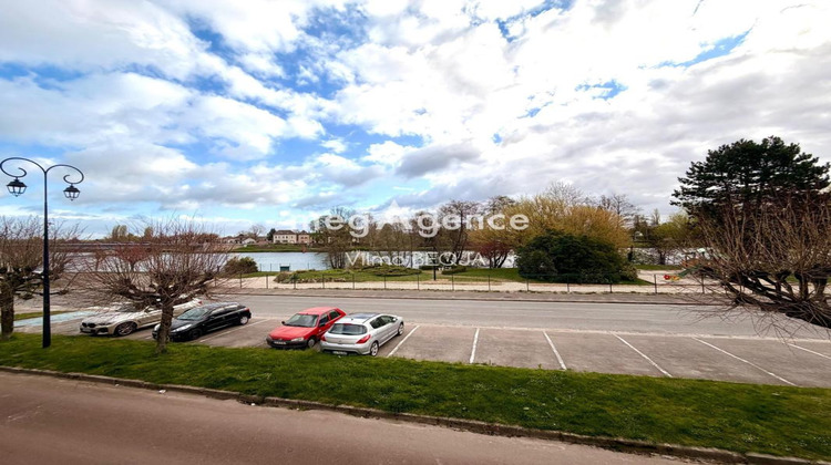 Ma-Cabane - Vente Boutique PONT SUR YONNE, 92 m²