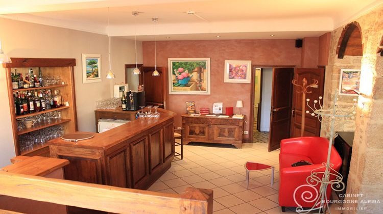 Ma-Cabane - Vente Boutique POUILLY-EN-AUXOIS, 400 m²