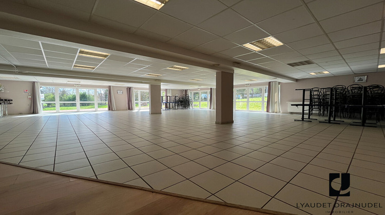 Ma-Cabane - Vente Boutique ROANNE, 510 m²