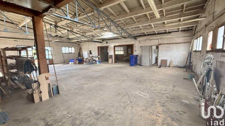 Ma-Cabane - Vente Boutique Saint-Étienne-de-Fontbellon, 325 m²