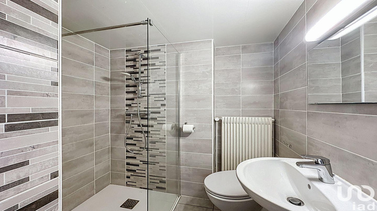 Ma-Cabane - Vente Boutique Saint-Alban-sur-Limagnole, 920 m²