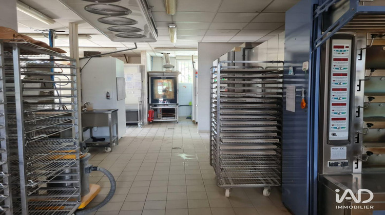 Ma-Cabane - Vente Boutique Saint-Andiol, 235 m²