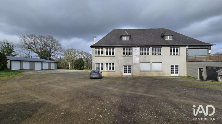 Ma-Cabane - Vente Boutique Saint-Aubin-du-Cormier, 950 m²