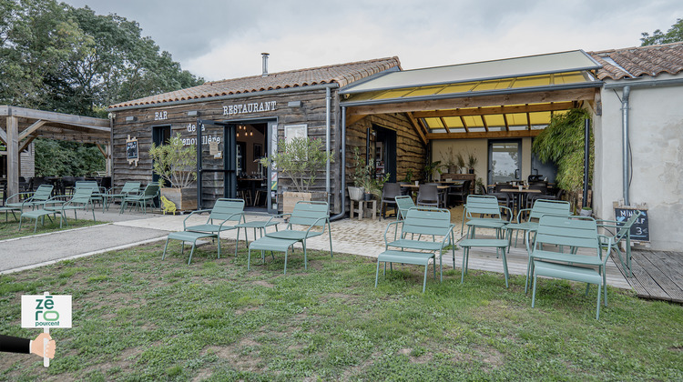 Ma-Cabane - Vente Boutique Saint-Benoist-sur-Mer, 120 m²