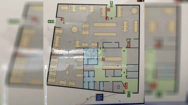 Ma-Cabane - Vente Boutique Saint-Bonnet-de-Mure, 400 m²