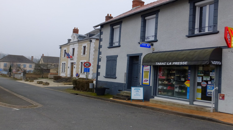 Ma-Cabane - Vente Boutique Saint-Bonnet-Tronçais, 50 m²